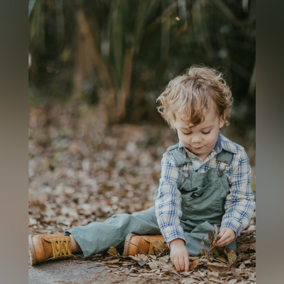 OshKosh B'gosh Other - NWOT 2 piece set Oshkosh Overalls + Button Down bodysuit shirt, 18 mo, MSRP $70